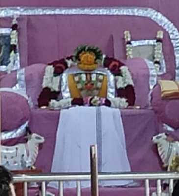 Main darshan